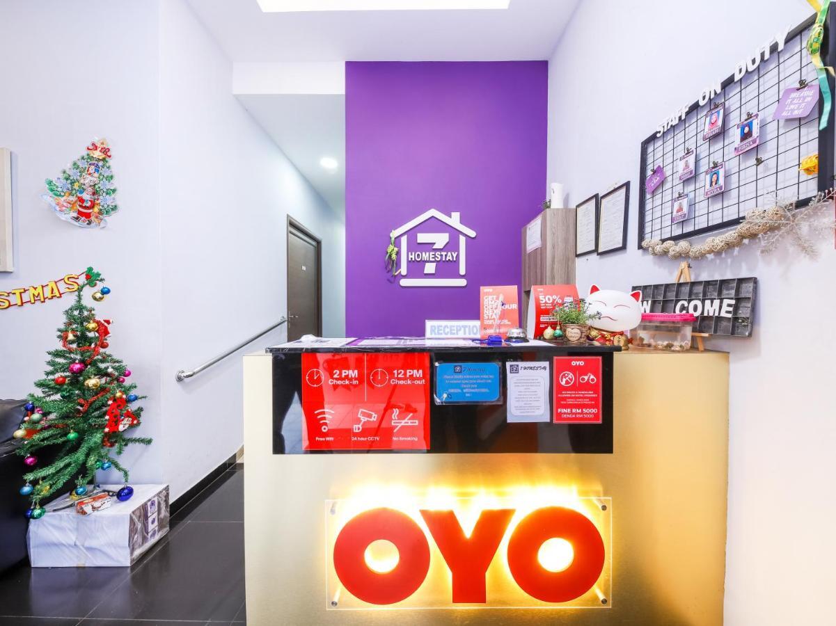 Oyo 980 7 Homestay Кучинг Экстерьер фото